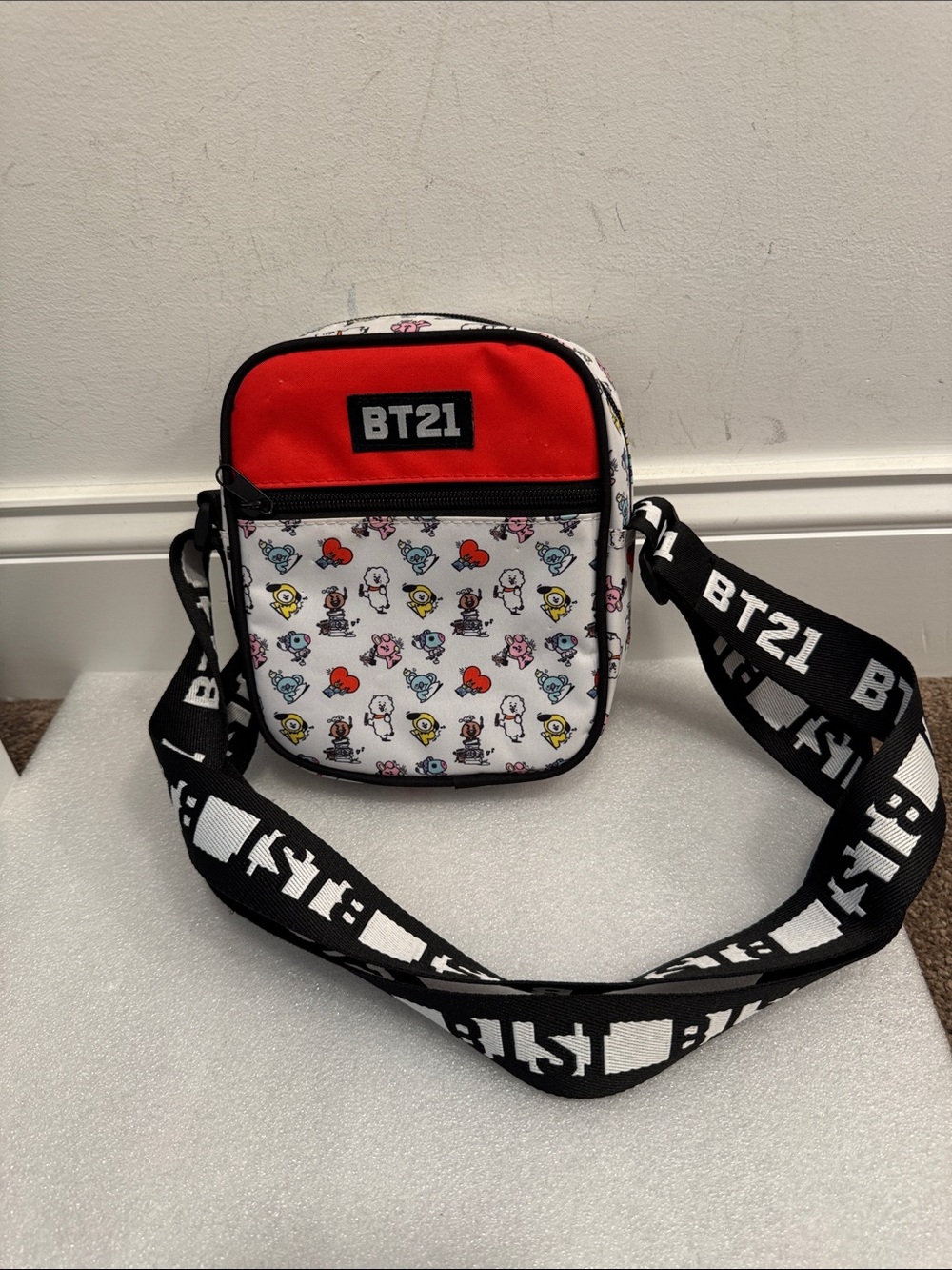 BT21 Hot Topic Line Friends Group Doodle Athletic Crossbody Bag